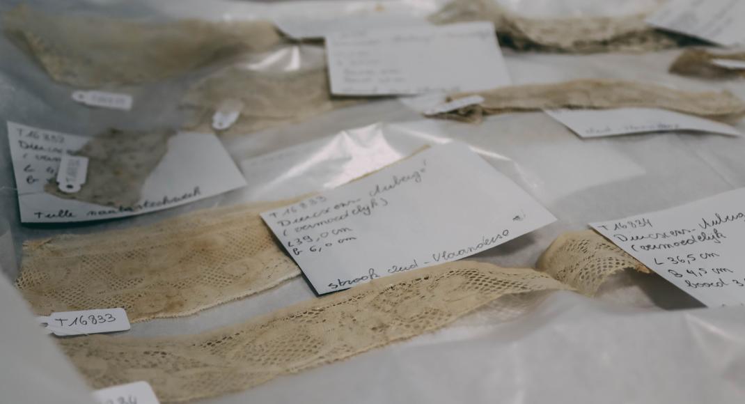 Lace sample